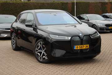xDrive40 Executive 77 kWh / SoH 97,3% / Trekhaak /