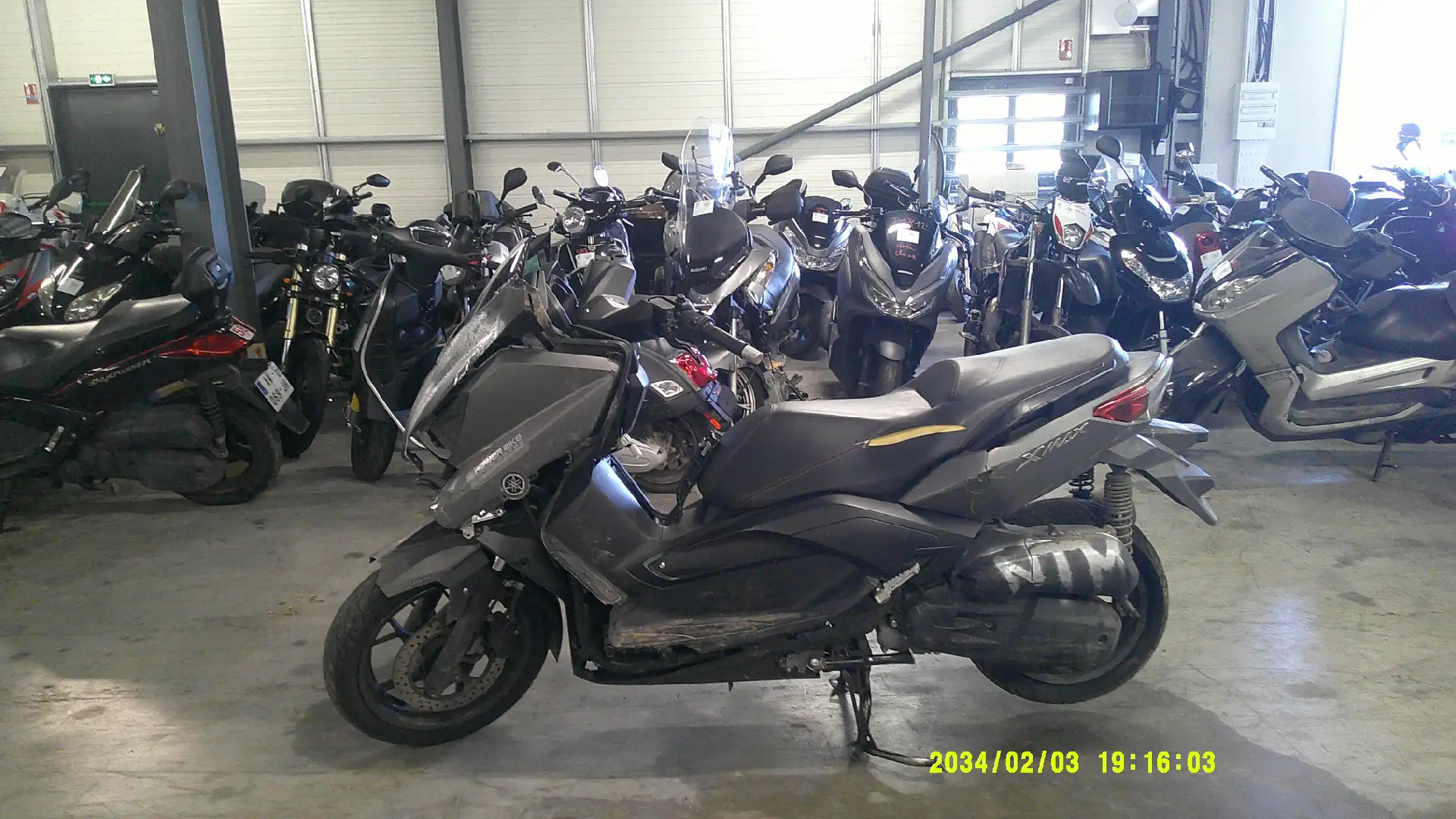 Yamaha X-Max 125 - 1