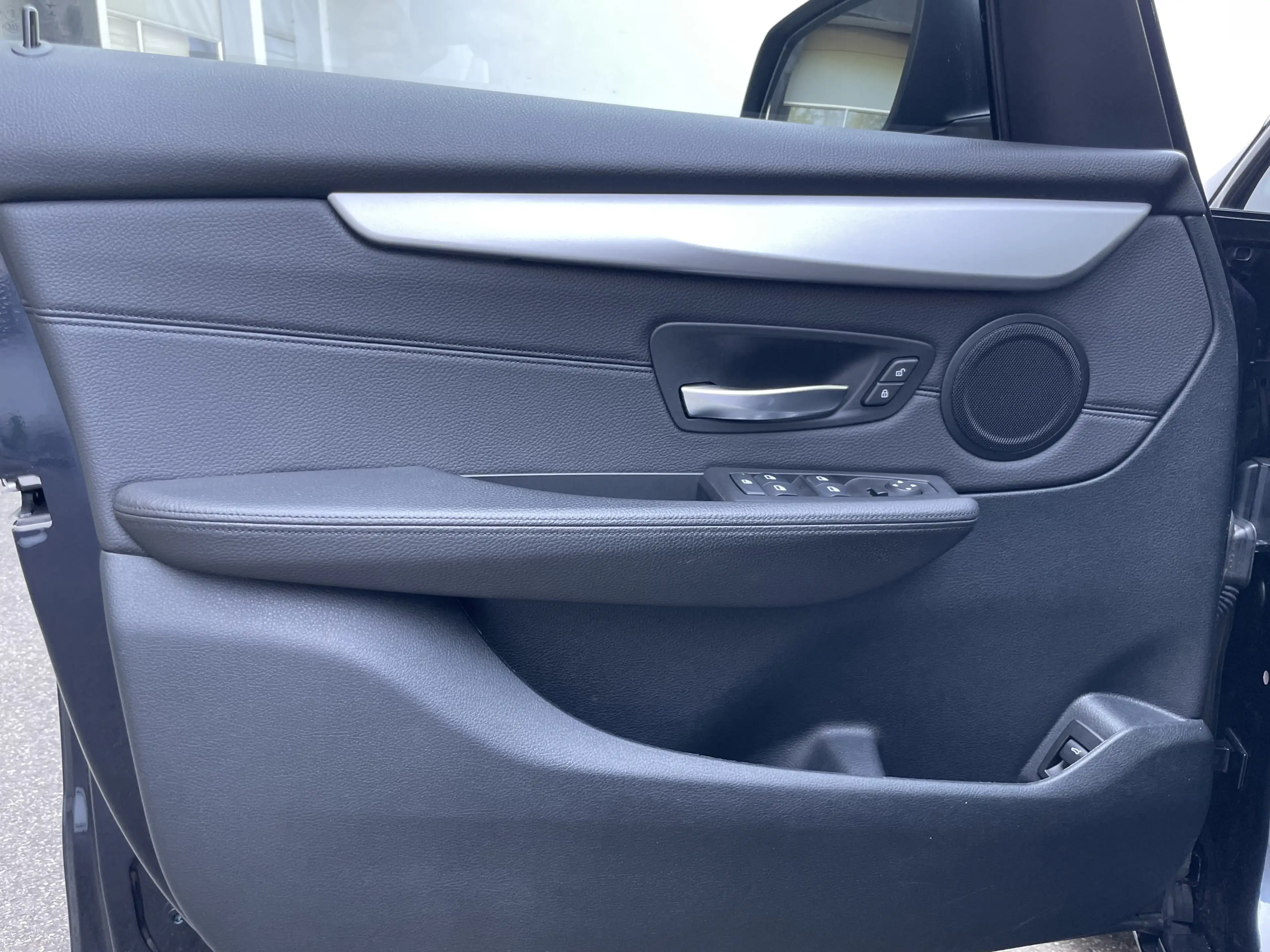 BMW 220 xDrive Advantage 7-Sitzer LED — photo 10