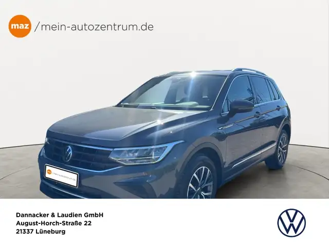 Volkswagen Tiguan 2.0 TDI Life Alu LED AHK Pano Navi Sitzh.