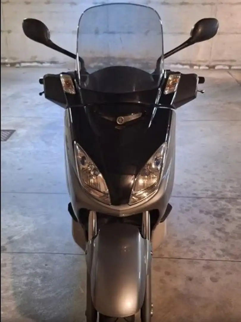 Yamaha X-Max 250 - 1
