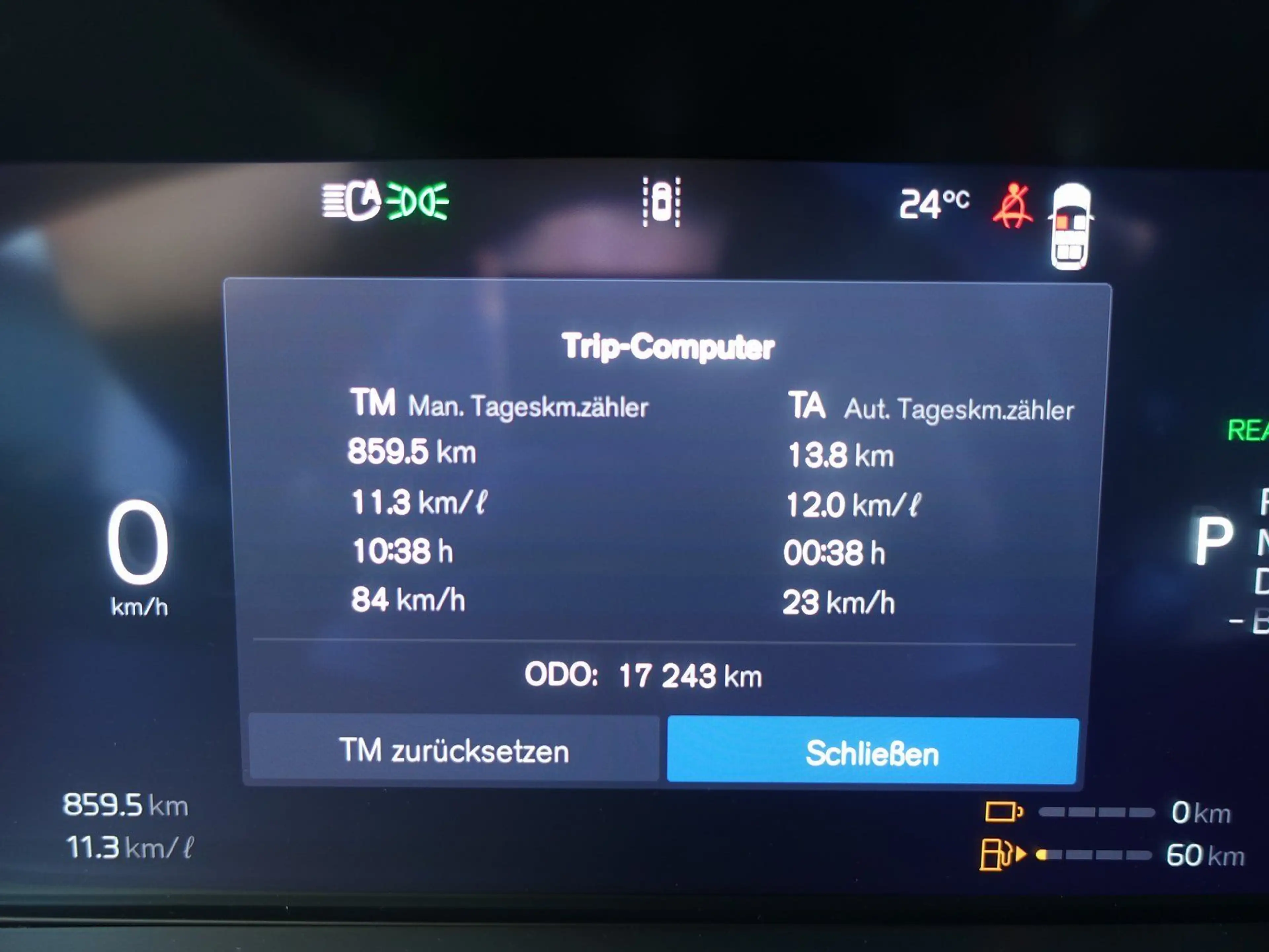 Volvo XC90 Plus Dark T8 AWD Plug-in/HUD/FourC/Pano/AHK — photo 15