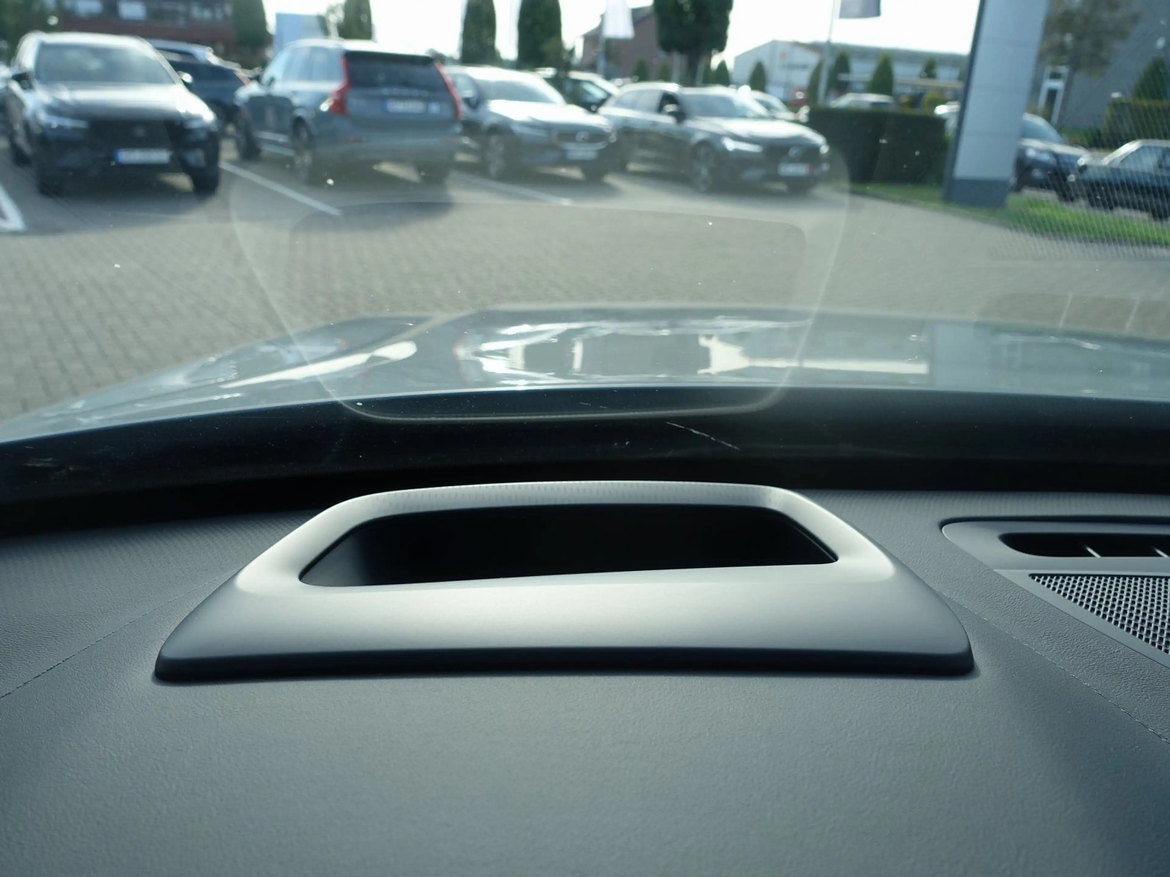 Volvo XC90 Plus Dark T8 AWD Plug-in/HUD/FourC/Pano/AHK — photo 24