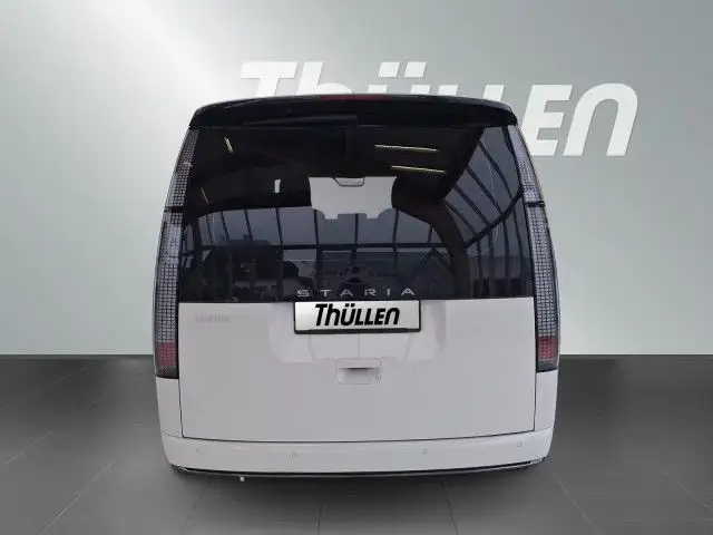 Hyundai Staria view 8
