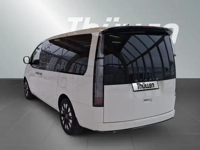 Hyundai Staria view 7