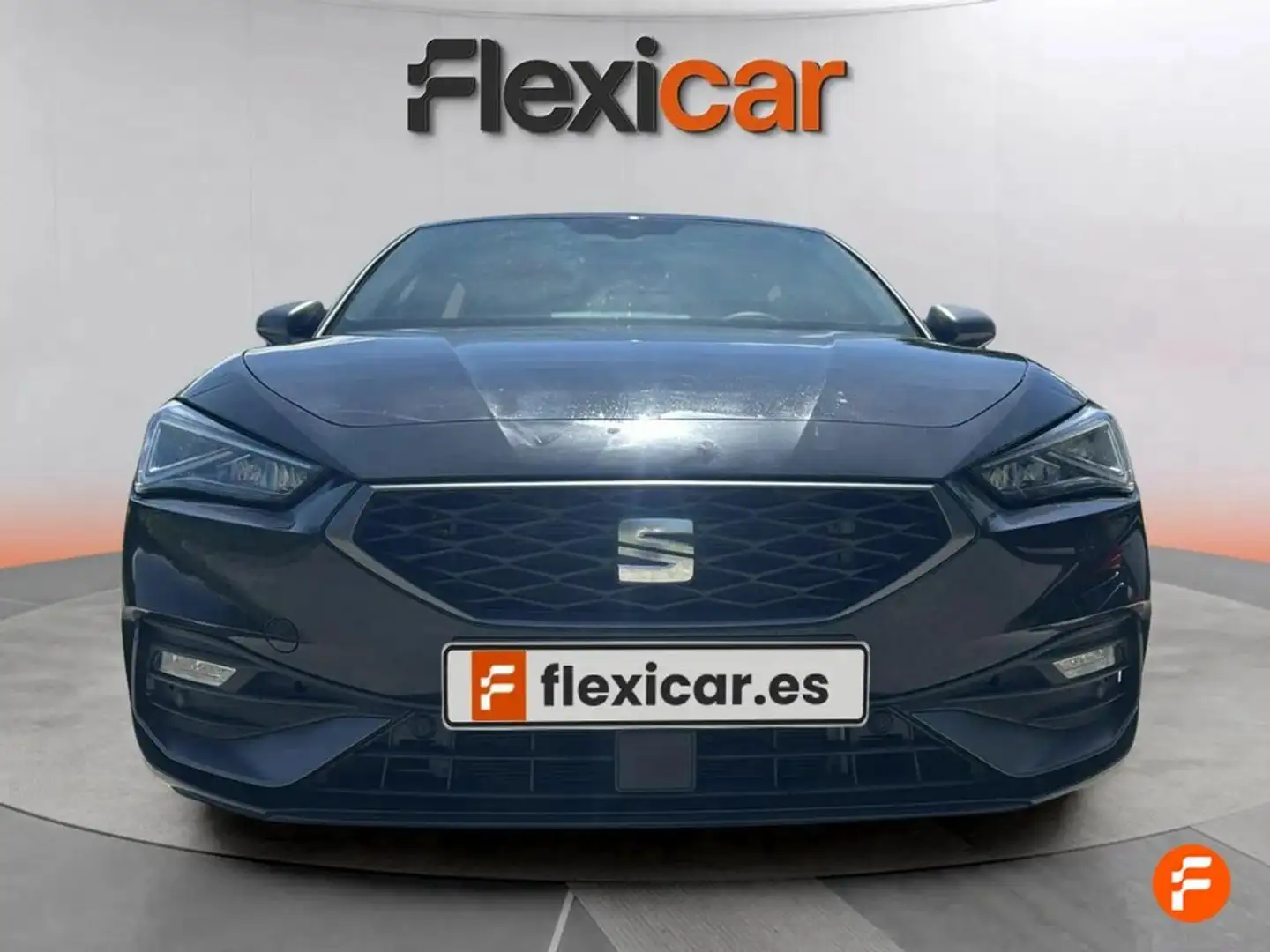 SEAT Leon 1.0 eTSI 81kW DSG-7 S&S FR XS ECO Negro - 2