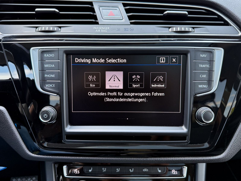Volkswagen Touran 1.4 TSI DSG|ACC|PANO|DCC|AHK|KAMERA|NAVI — photo 12