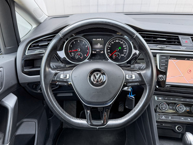 Volkswagen Touran 1.4 TSI DSG|ACC|PANO|DCC|AHK|KAMERA|NAVI — photo 11