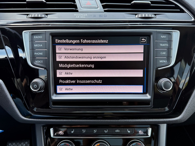 Volkswagen Touran 1.4 TSI DSG|ACC|PANO|DCC|AHK|KAMERA|NAVI — photo 14