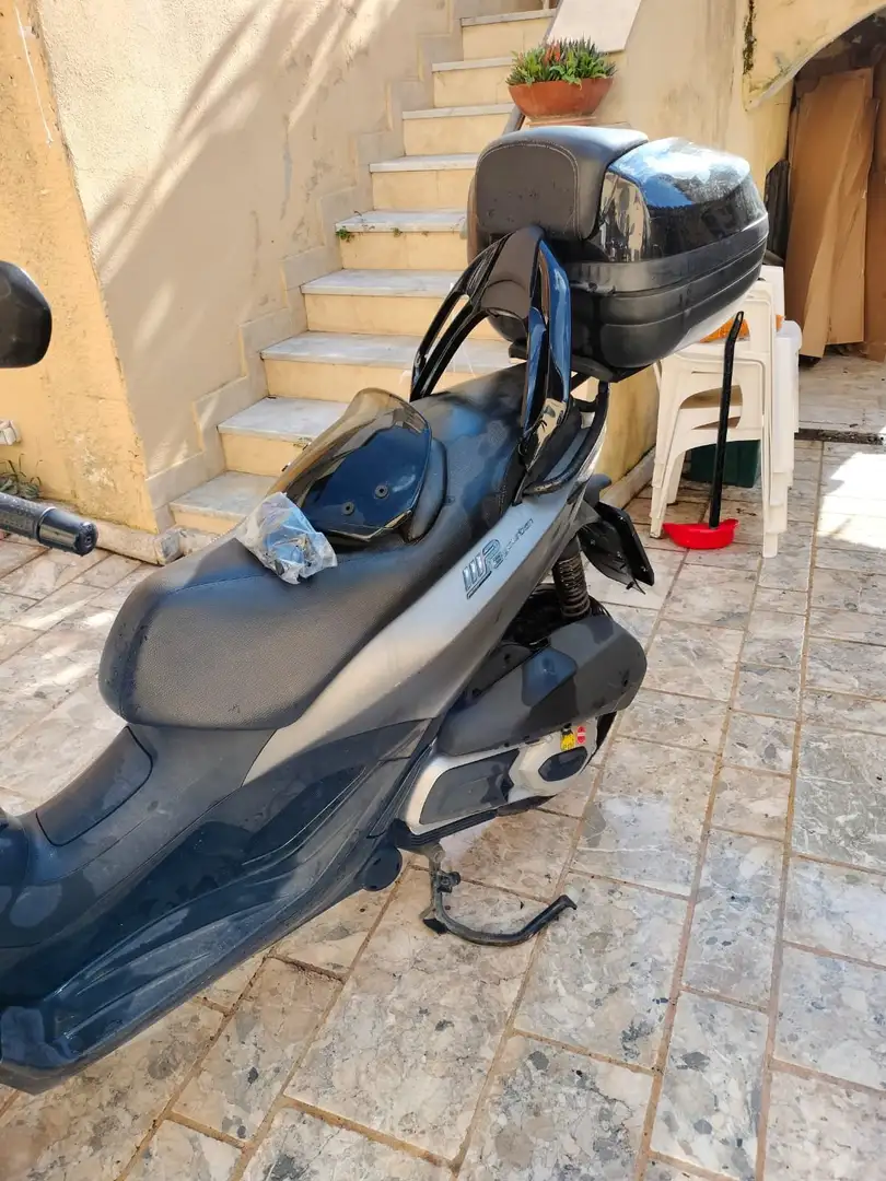 Piaggio MP3 300 Yourban Nero - 1