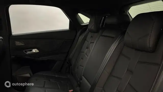 DS Automobiles DS 7 Crossback view 13