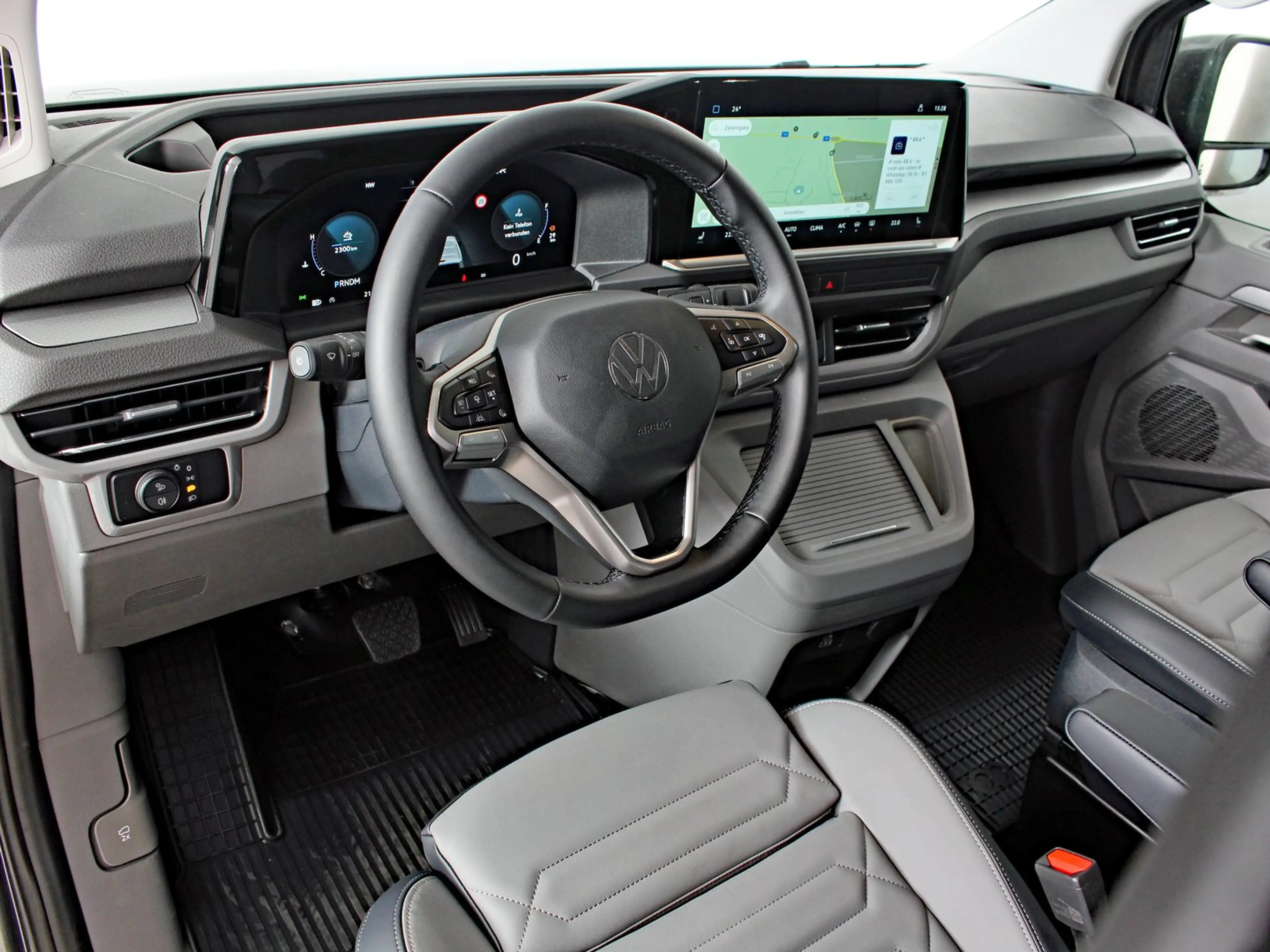 Volkswagen T7 Caravelle VW T7 Caravelle Style TDI 4MOTION — photo 4