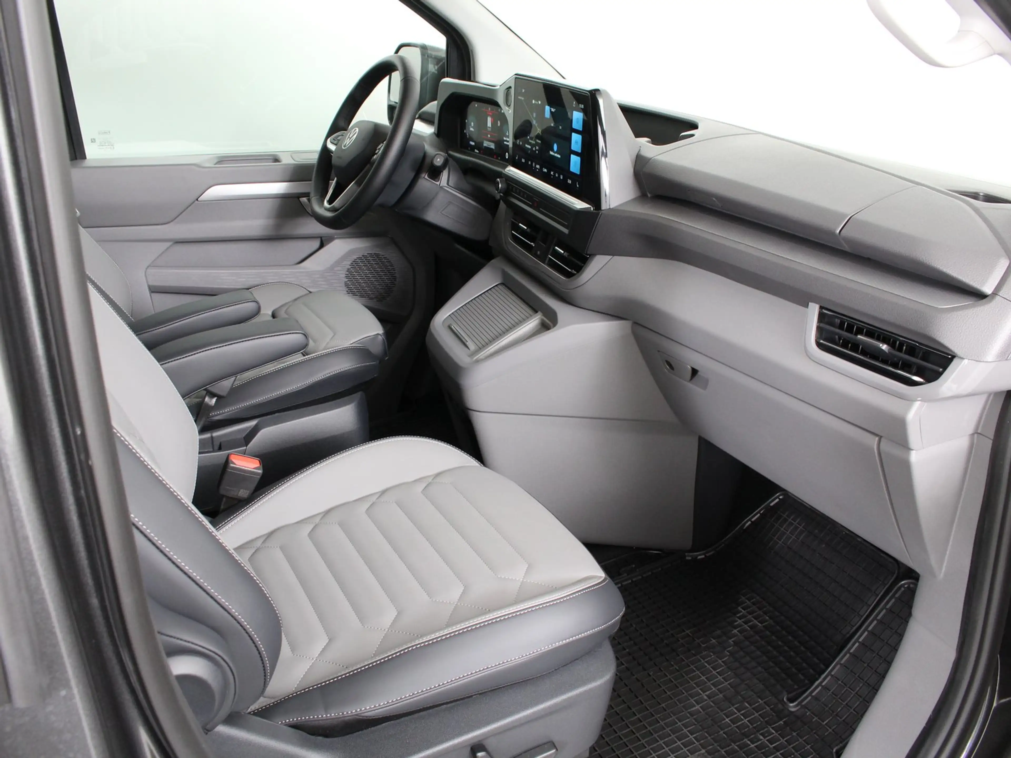 Volkswagen T7 Caravelle VW T7 Caravelle Style TDI 4MOTION — photo 8