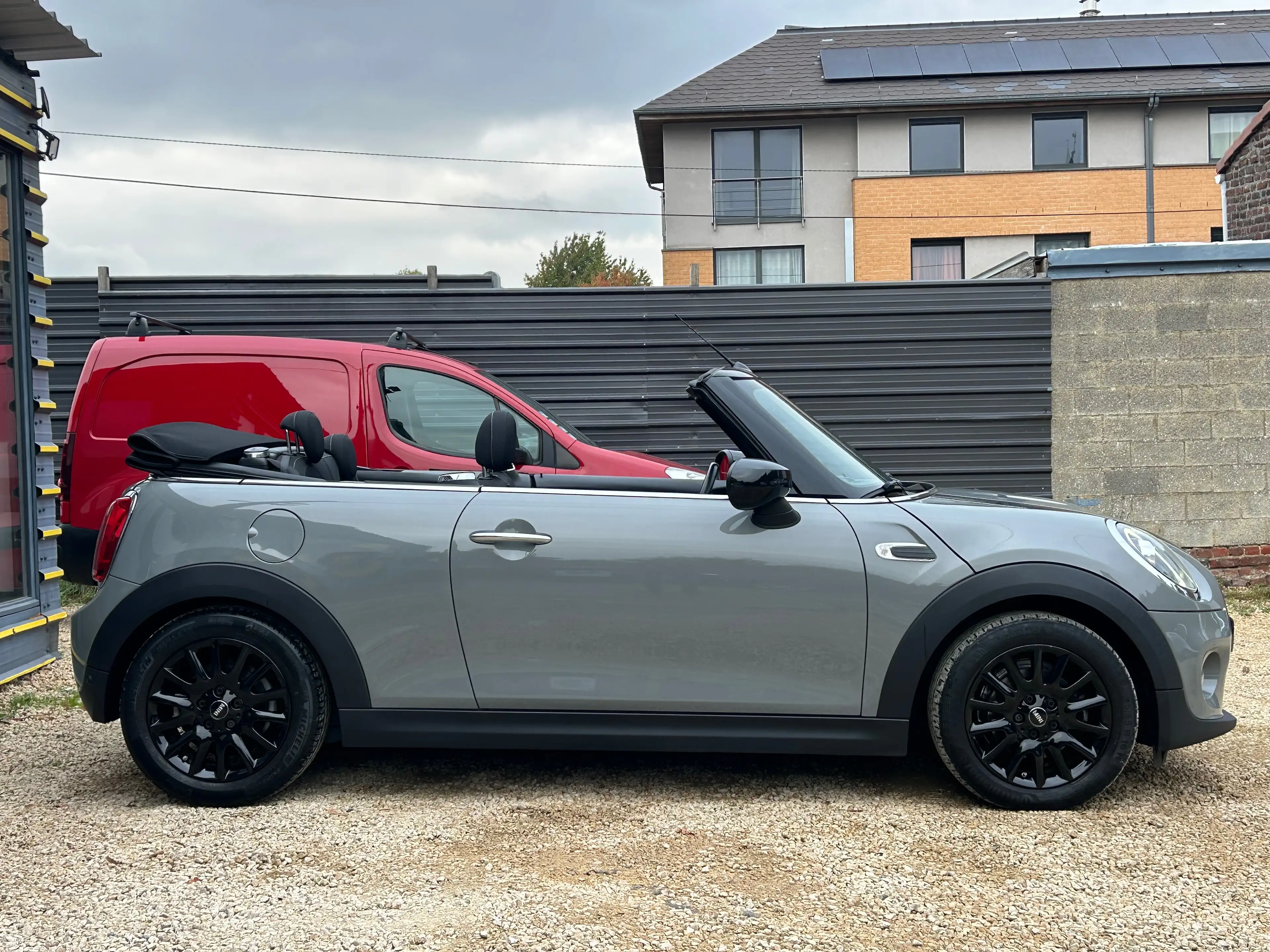 MINI Cooper Cabrio Mini Cabriolet 1.5 Cooper OPF (EU6d-TEMP) — photo 13