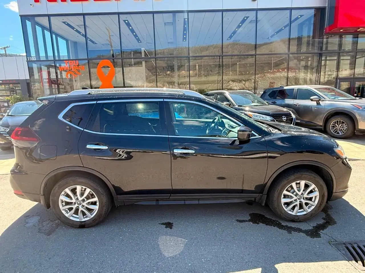 Nissan Rogue снимка Nissan Rogue