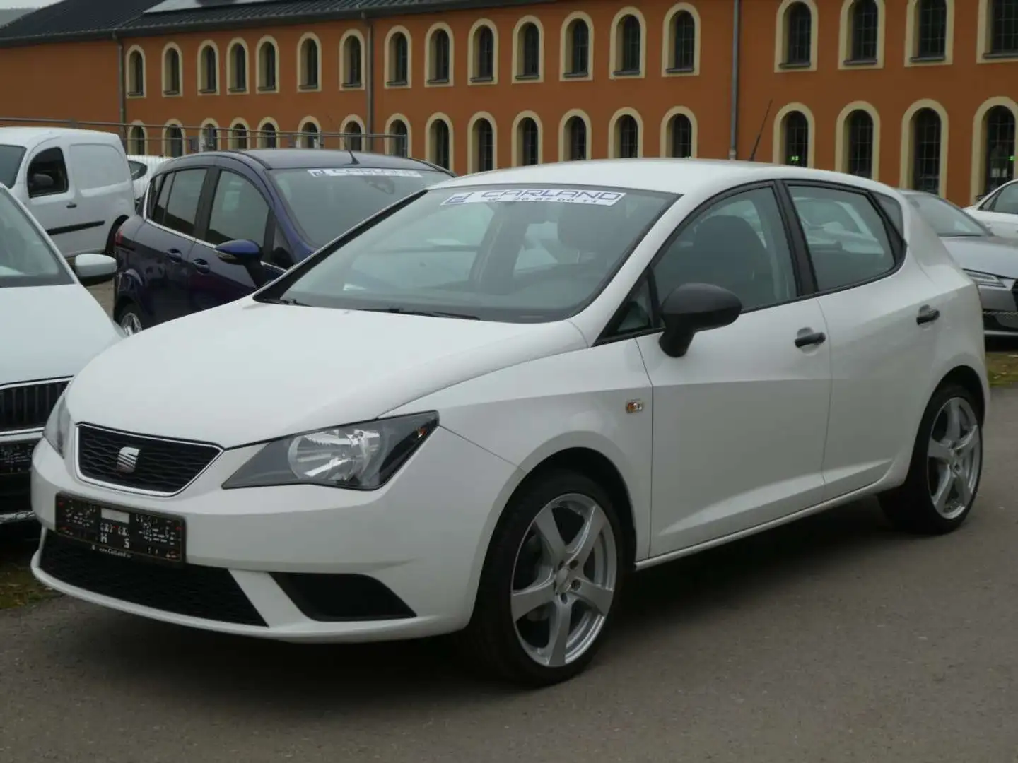 SEAT Ibiza 1.4 16v 85 Pack Blanc - 1
