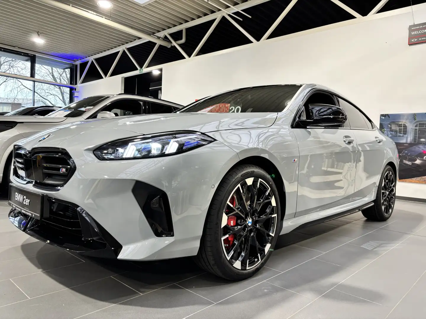 BMW 235 M235 xDrive Gran Coupé M-SportPro Parking+ Driving Grau - 2