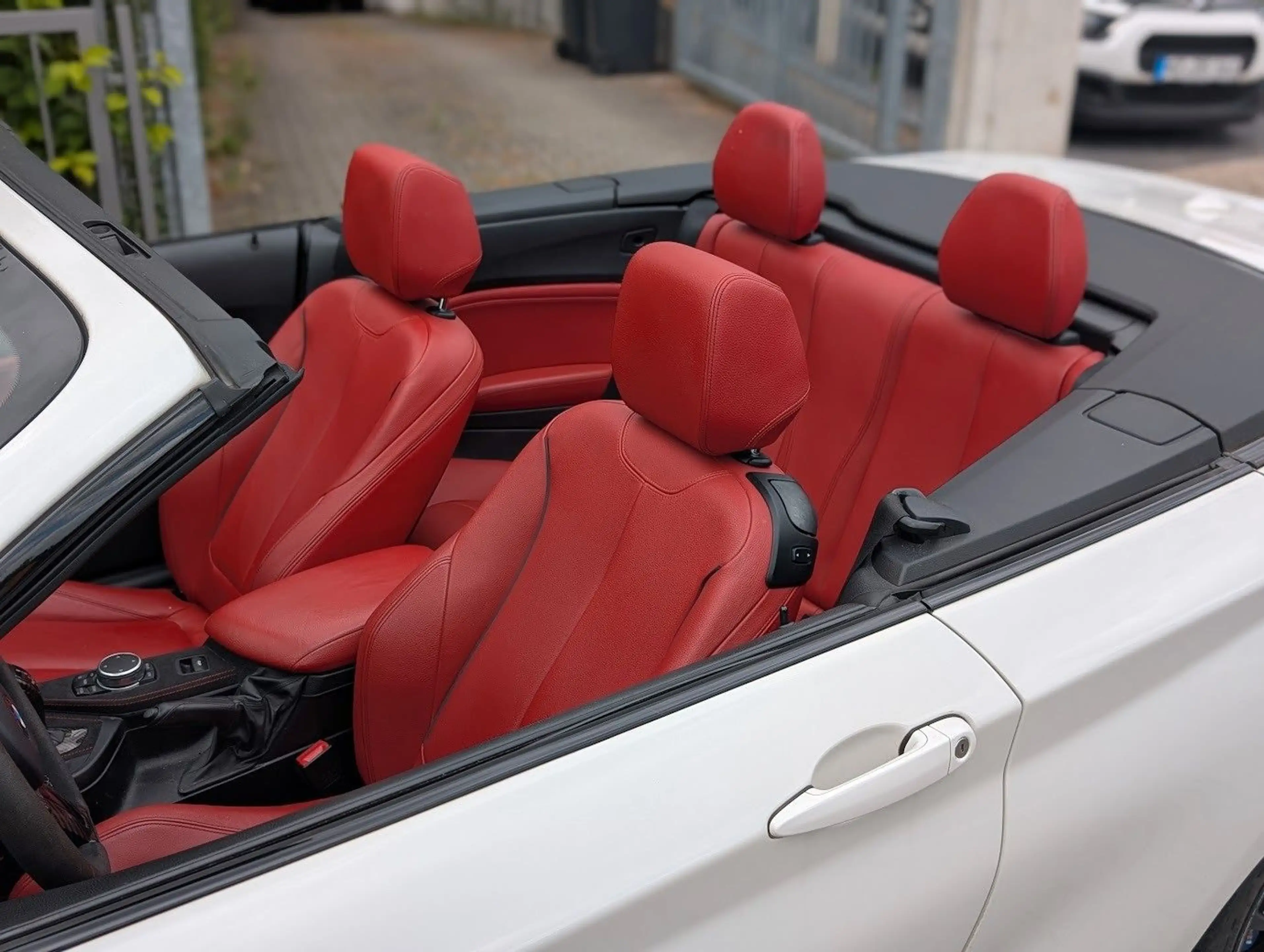 BMW 235 i  Cabrio Schaltwippen. Navi. RFK. Leder. — photo 8