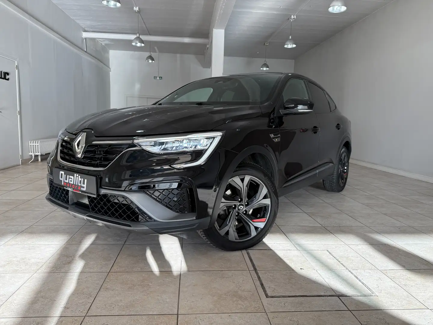 Renault Arkana 1,6 E-Tech - Hybrid - R.S. Line !! Zwart - 1