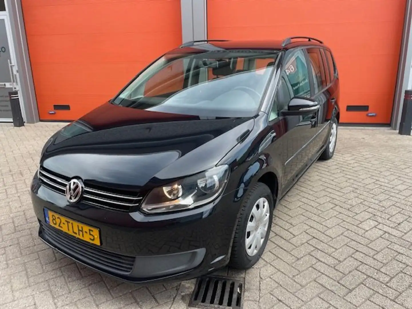 Volkswagen Touran 1.2 TSI Trendl.BlueM Zwart - 1