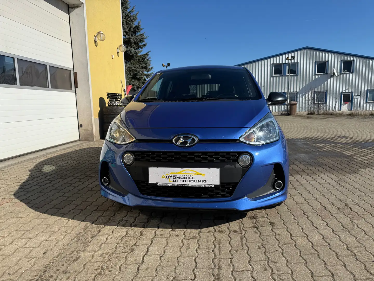 Hyundai i10 GO Blau - 1