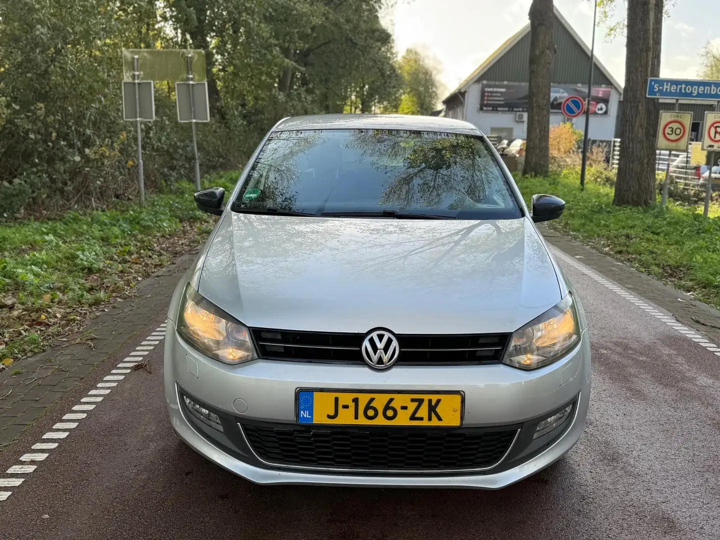 Volkswagen Polo 1.2-12V Style AIRCO!5DEURS!APK2026!KOOPJE! Grijs - 2