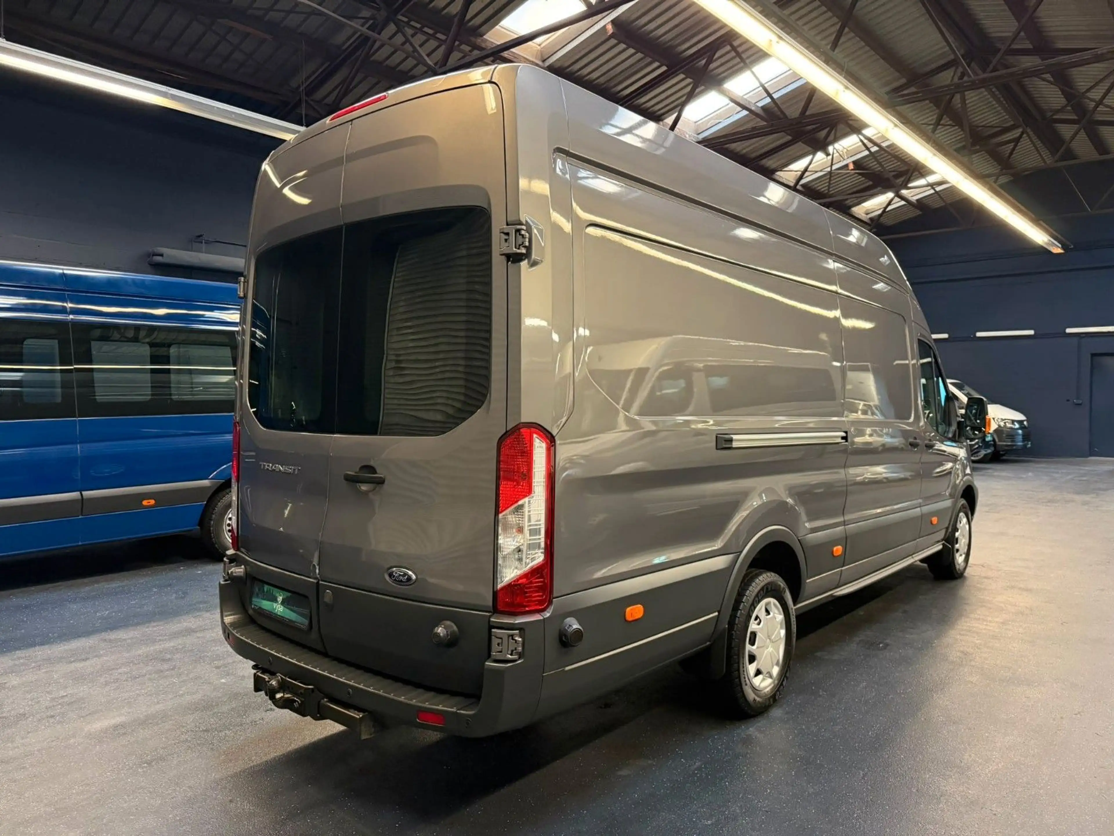 Ford Transit Jumbo Maxi L4H3 Klima Tempomat R-CAM AHK — photo 8