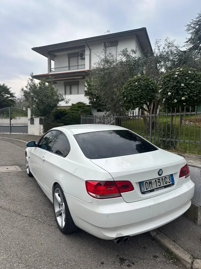 BMW 325 325d Coupe Eletta Bianco - 2
