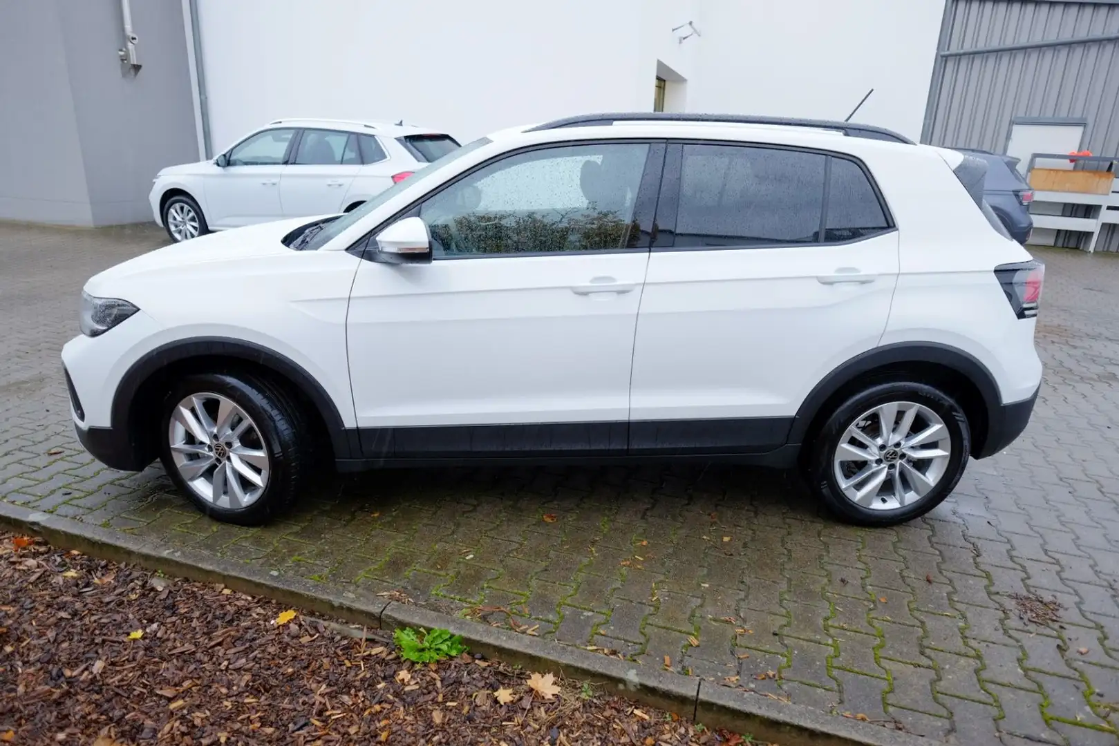 Volkswagen T-Cross 1.0 TSI DSG Life Kam/SH/Light Assist/App Wit - 2