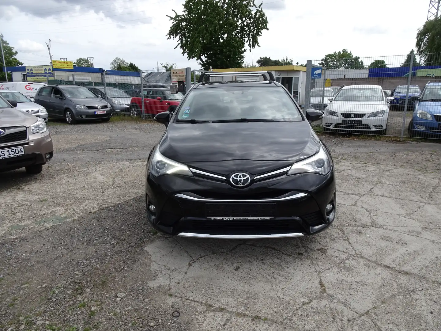 Toyota Avensis Avensis Touring Sports 1.8 Navi,Xenon,Kamera Go Negro - 1