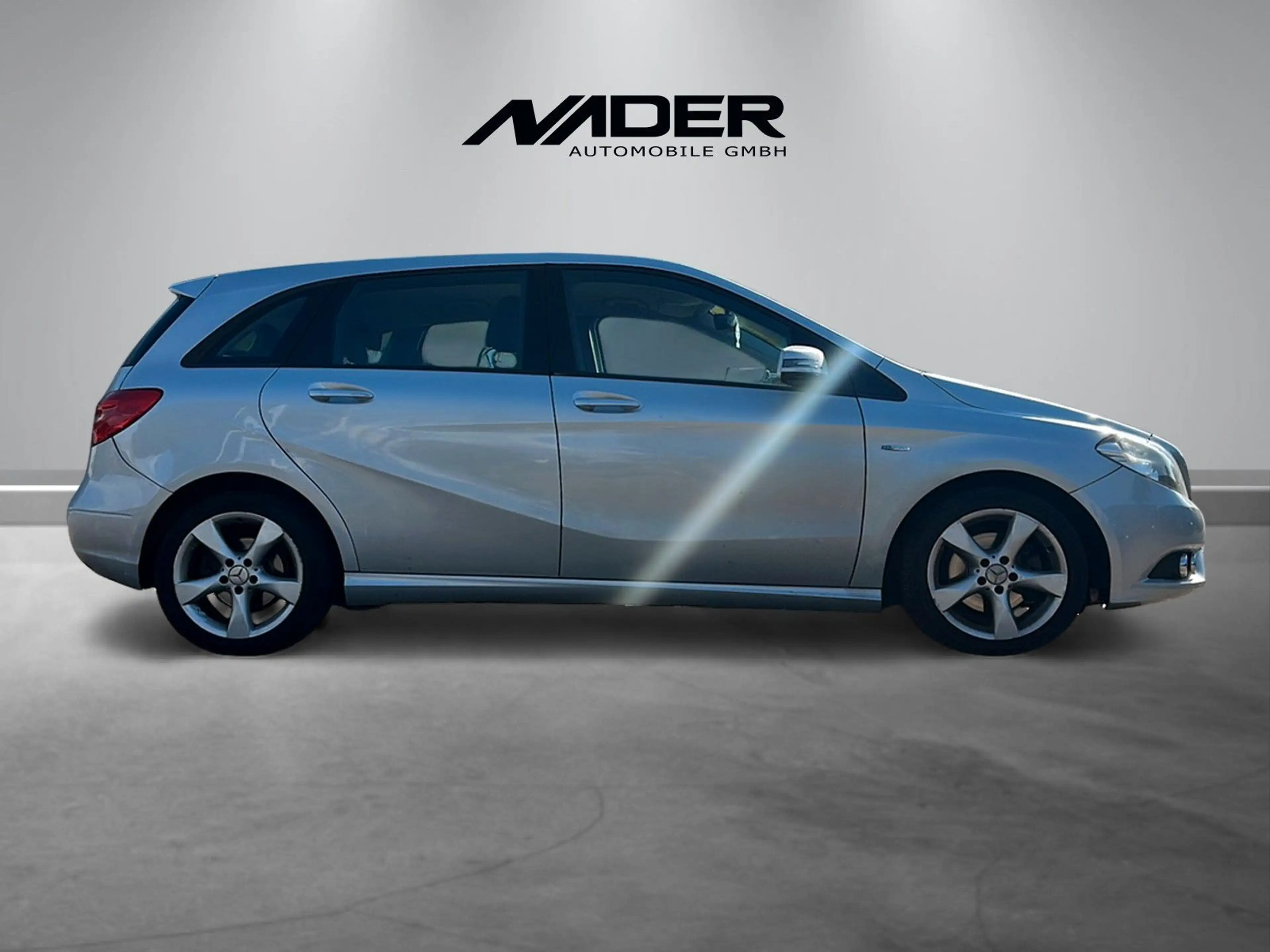 Mercedes-Benz B 200 BlueEfficiency I Tempomat I Nebelscheinwer — photo 8