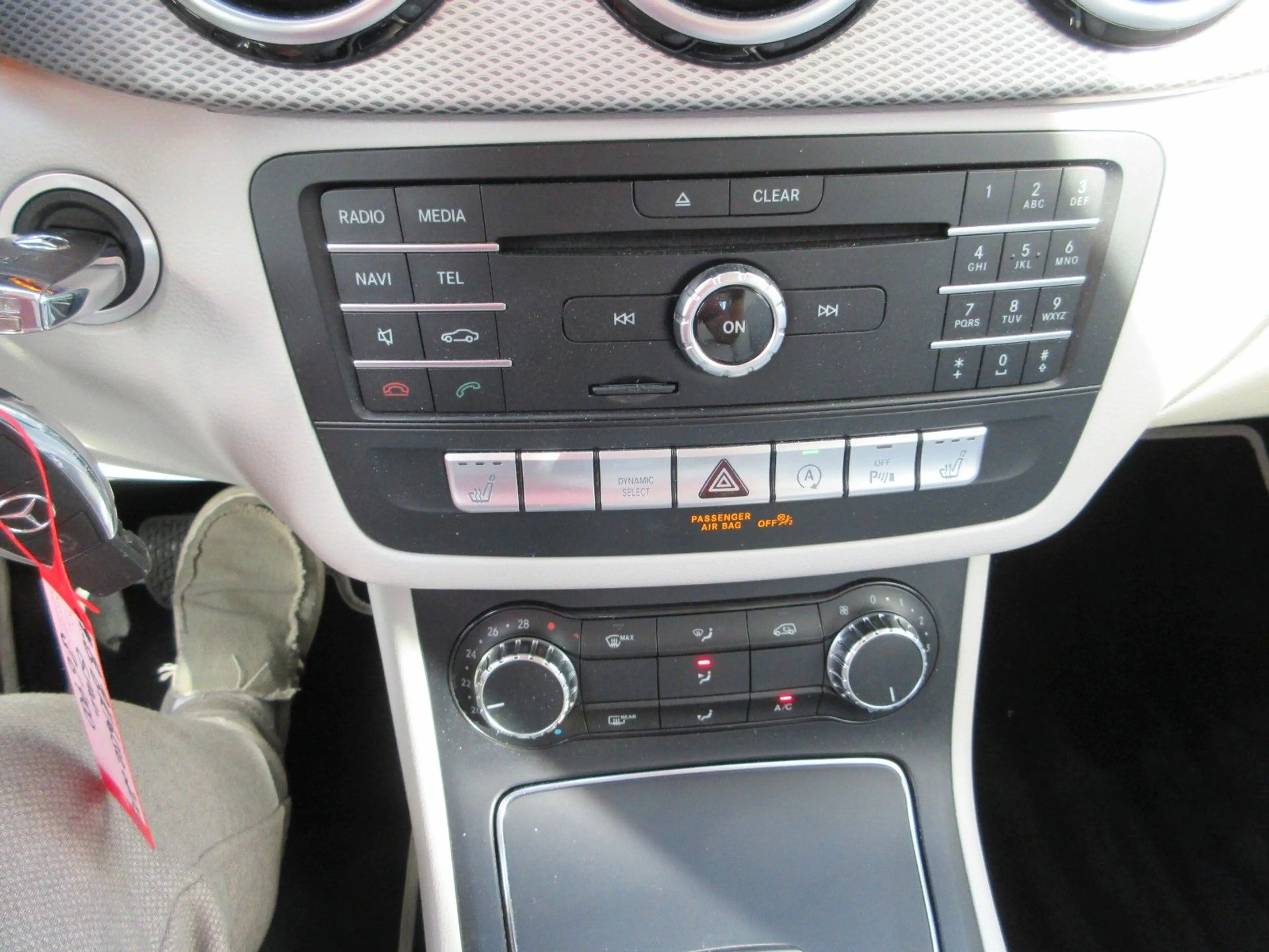 Mercedes-Benz B 200 Urban Style Edition — photo 11