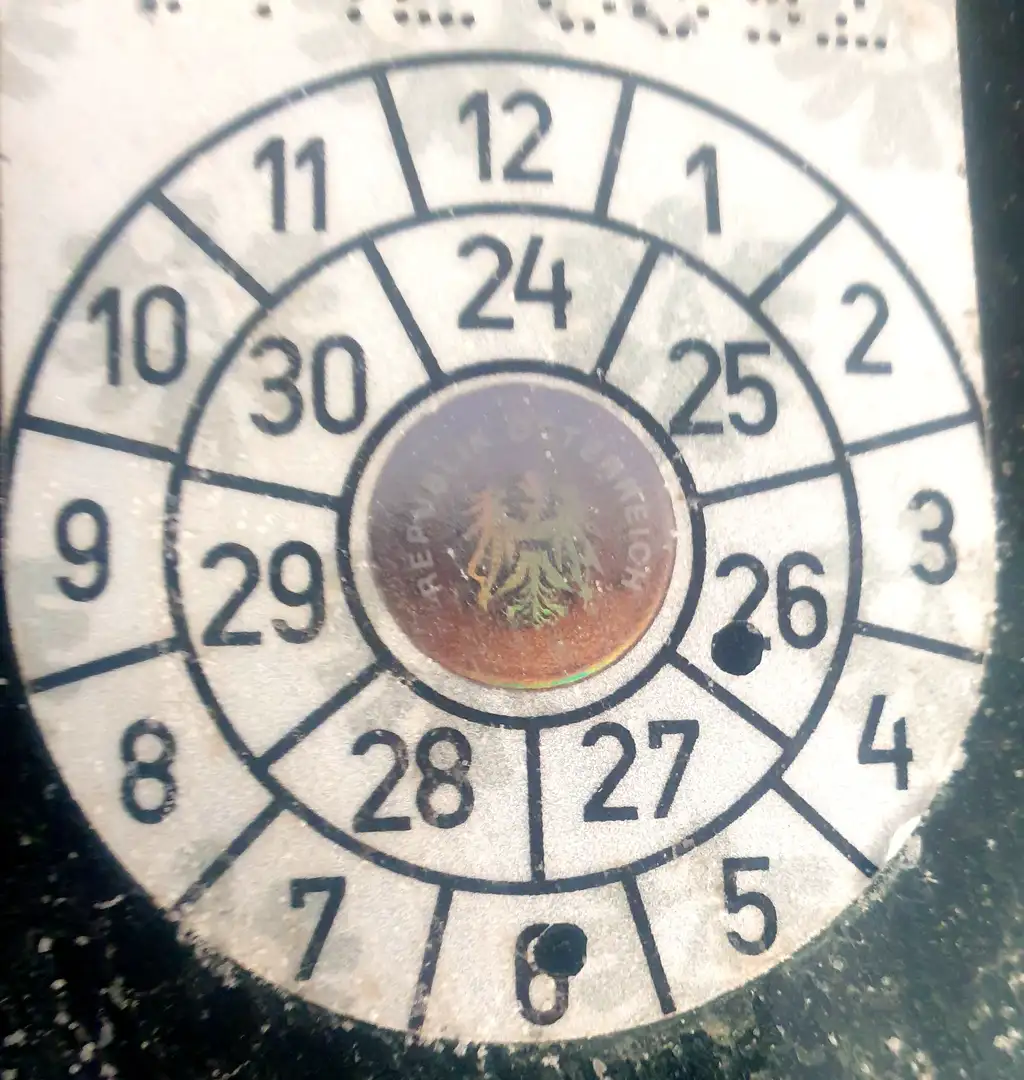 Toyota Yaris Cross Yaris Cross 1,5 VVT-i Hybrid Elegant Aut. Elegant Schwarz - 2