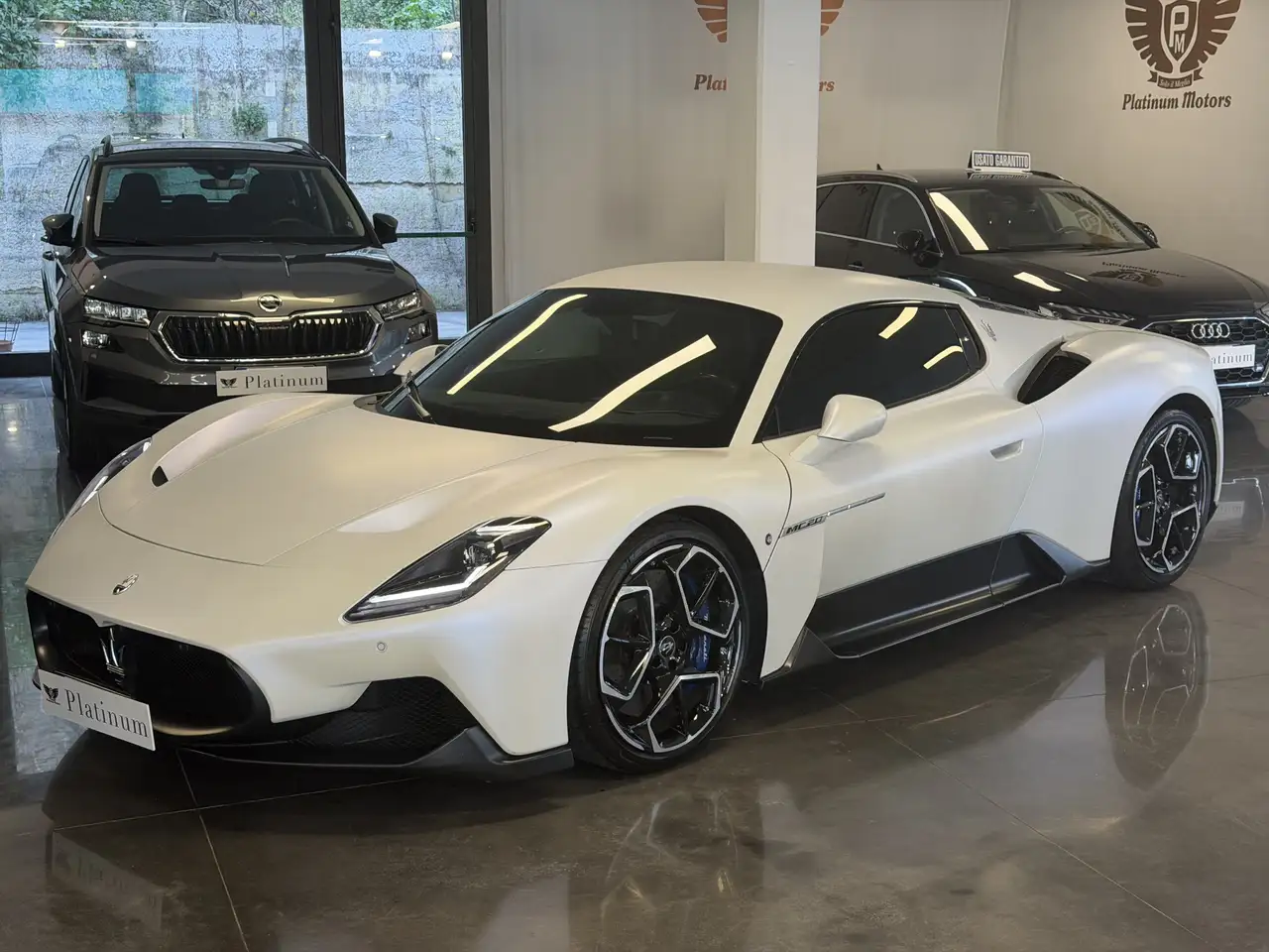 Maserati MC20 2021