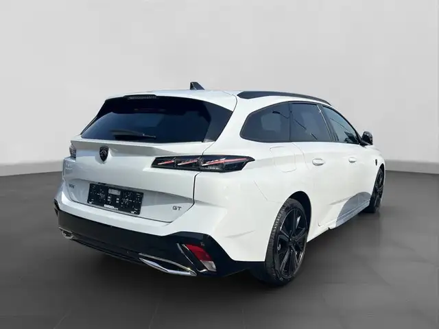 Peugeot 308 view 5