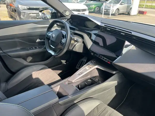 Peugeot 308 view 10
