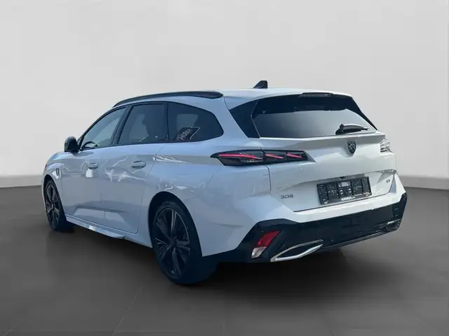 Peugeot 308 view 3