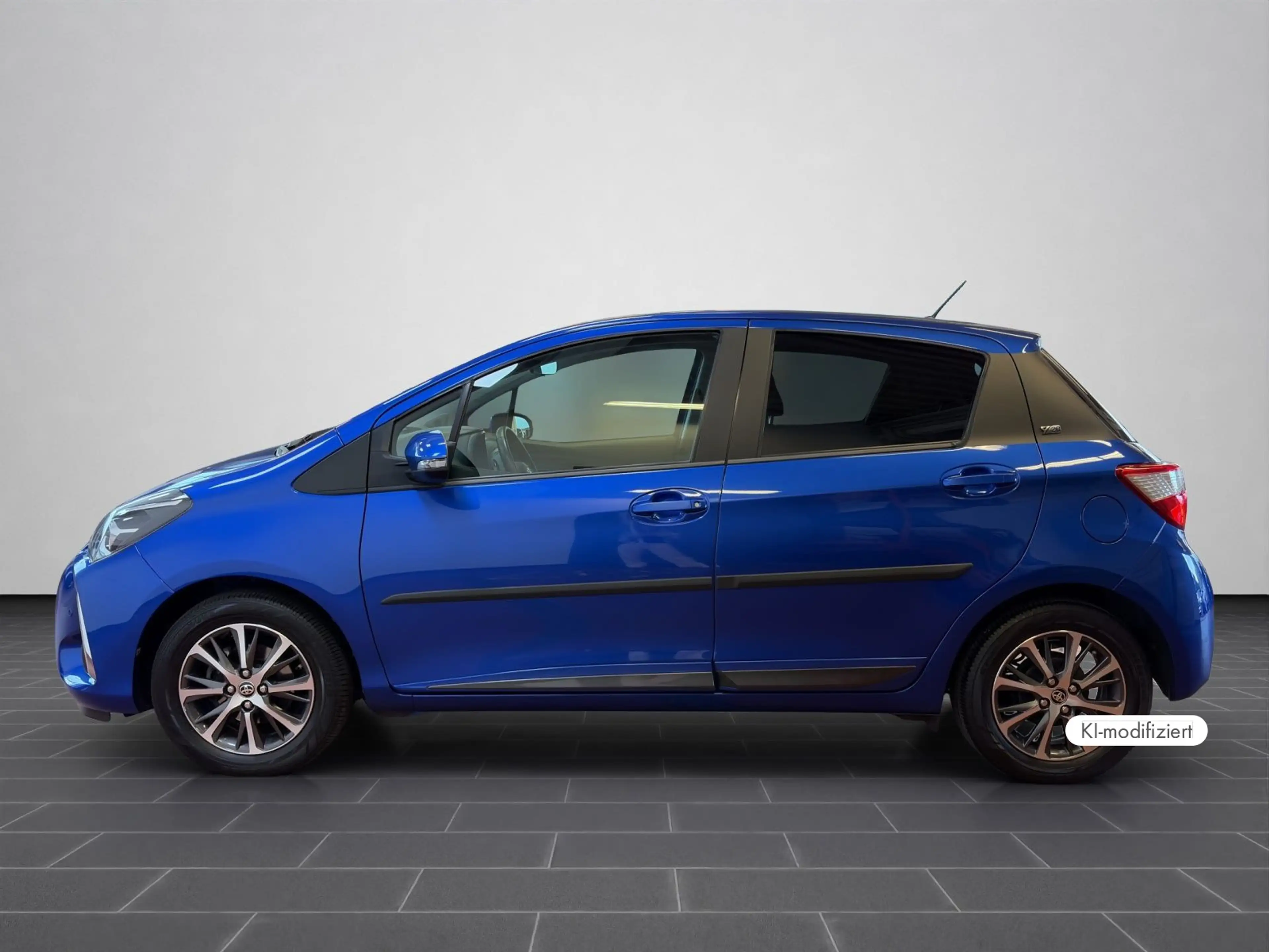 Toyota Yaris 1.5 Dual VVT iE Team Deutschland — photo 7