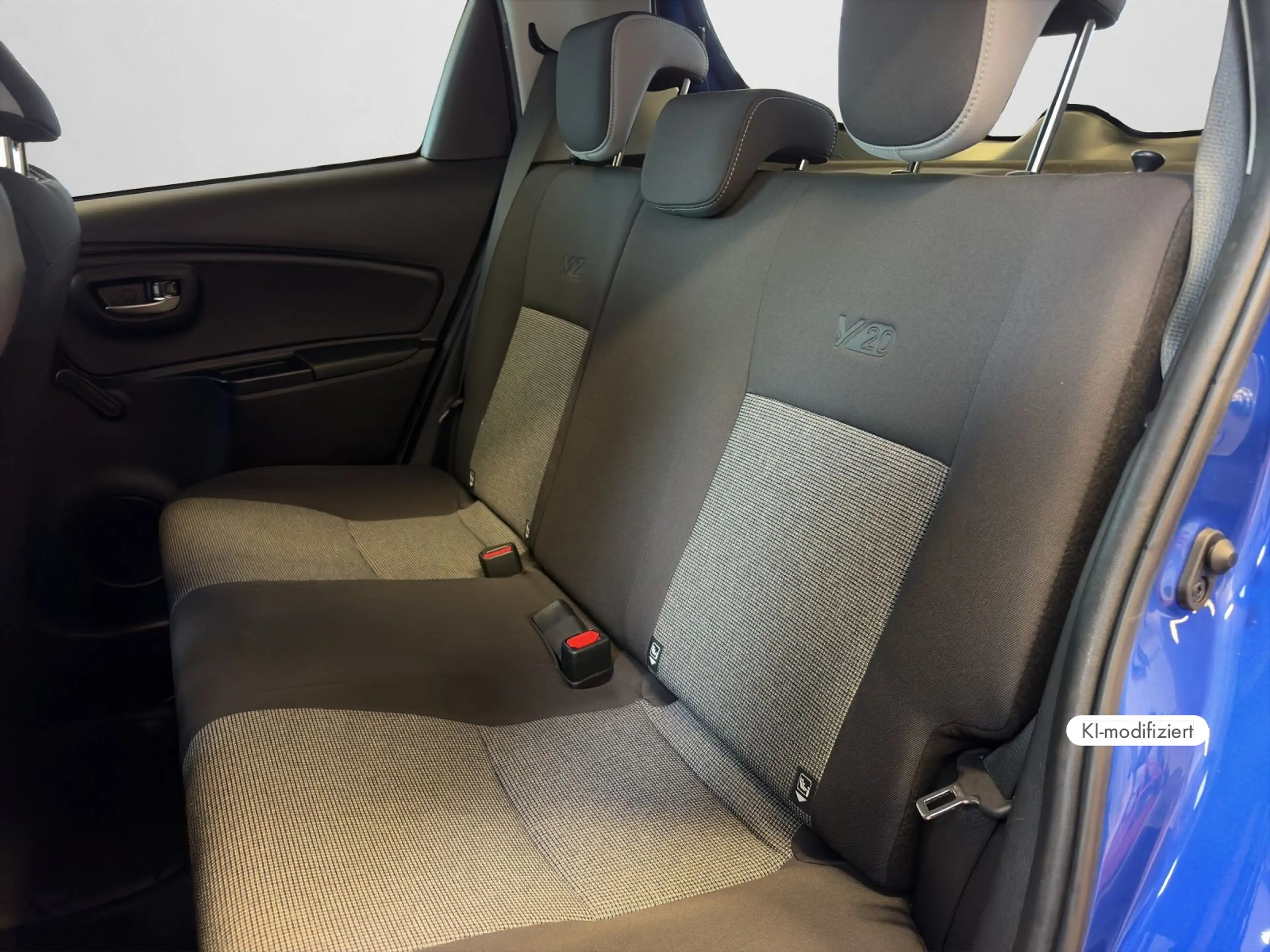 Toyota Yaris 1.5 Dual VVT iE Team Deutschland — photo 14