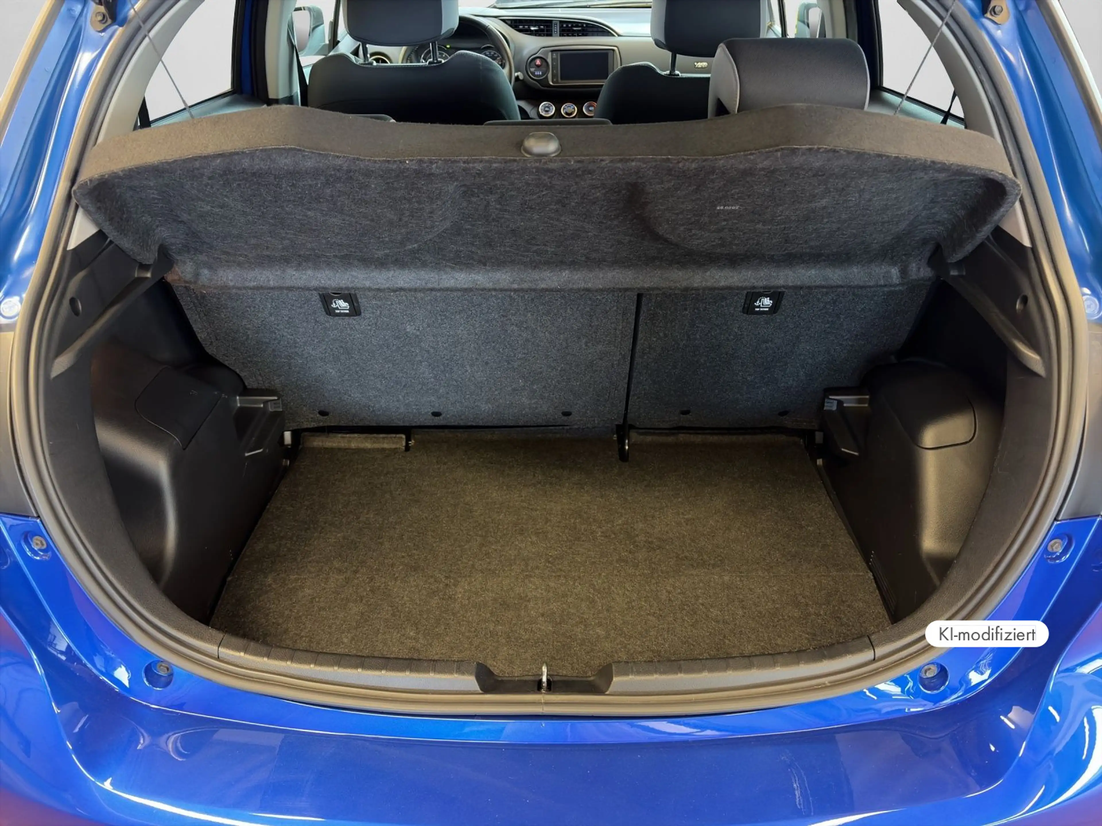 Toyota Yaris 1.5 Dual VVT iE Team Deutschland — photo 15