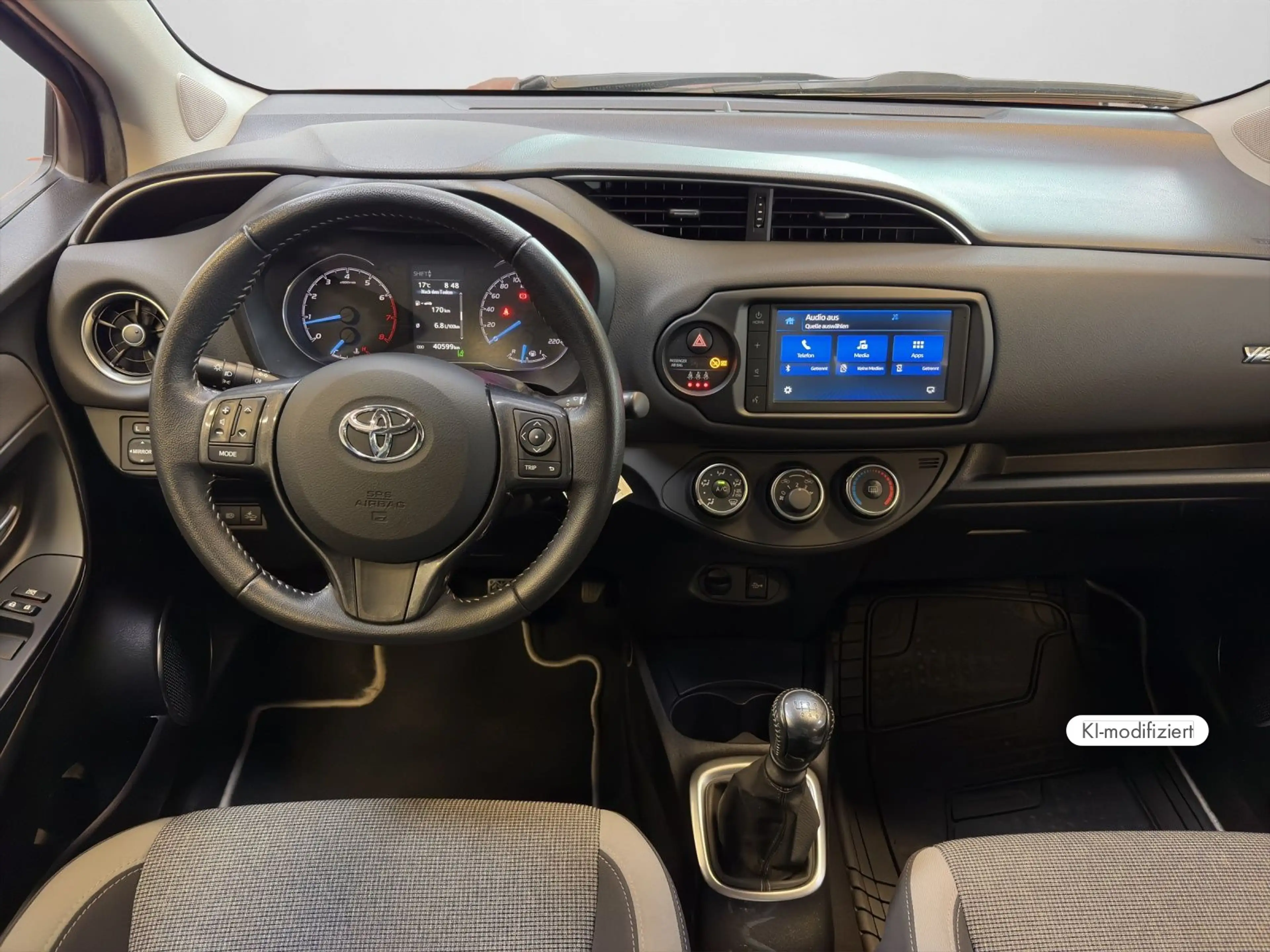 Toyota Yaris 1.5 Dual VVT iE Team Deutschland — photo 3