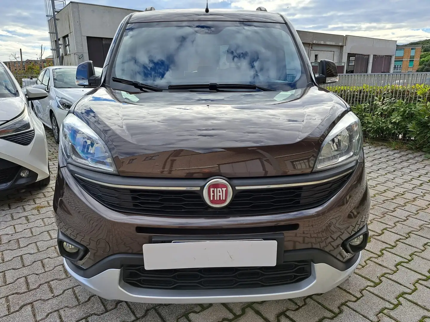Fiat Doblo Doblo 1.6 mjt 16v Trekking 120cv Grigio - 2