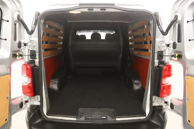 Citroen Jumpy view 4