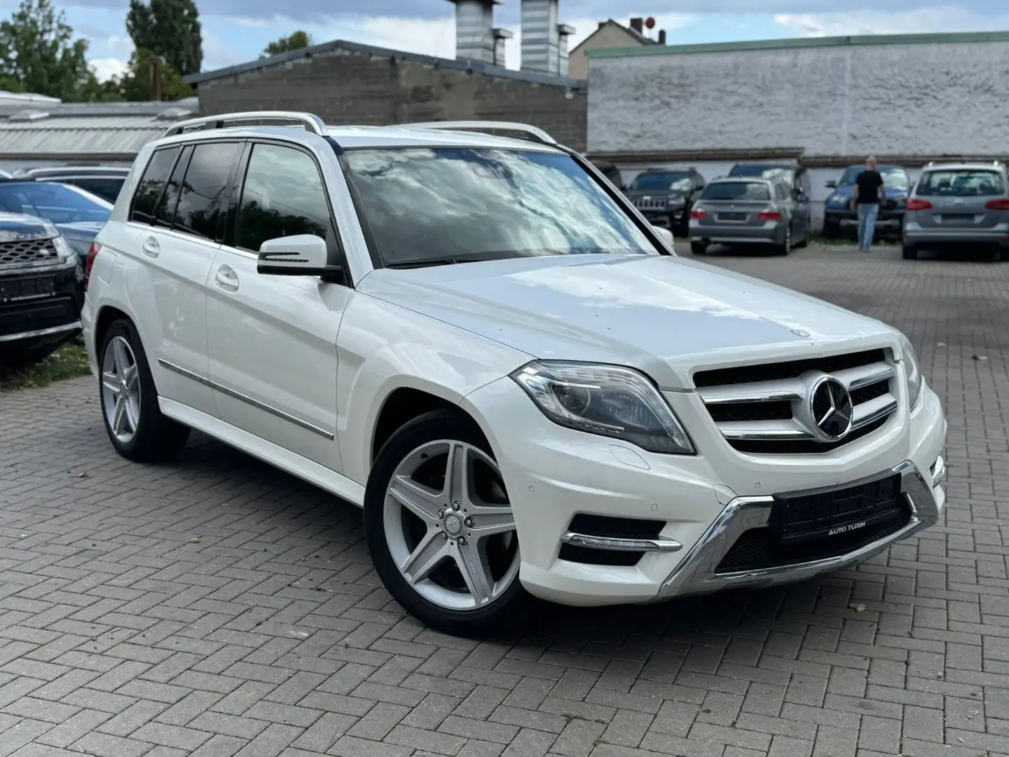 Mercedes-Benz GLK 350 CDI BlueEff 4Matic AMG Sportpaket Weiß - 1