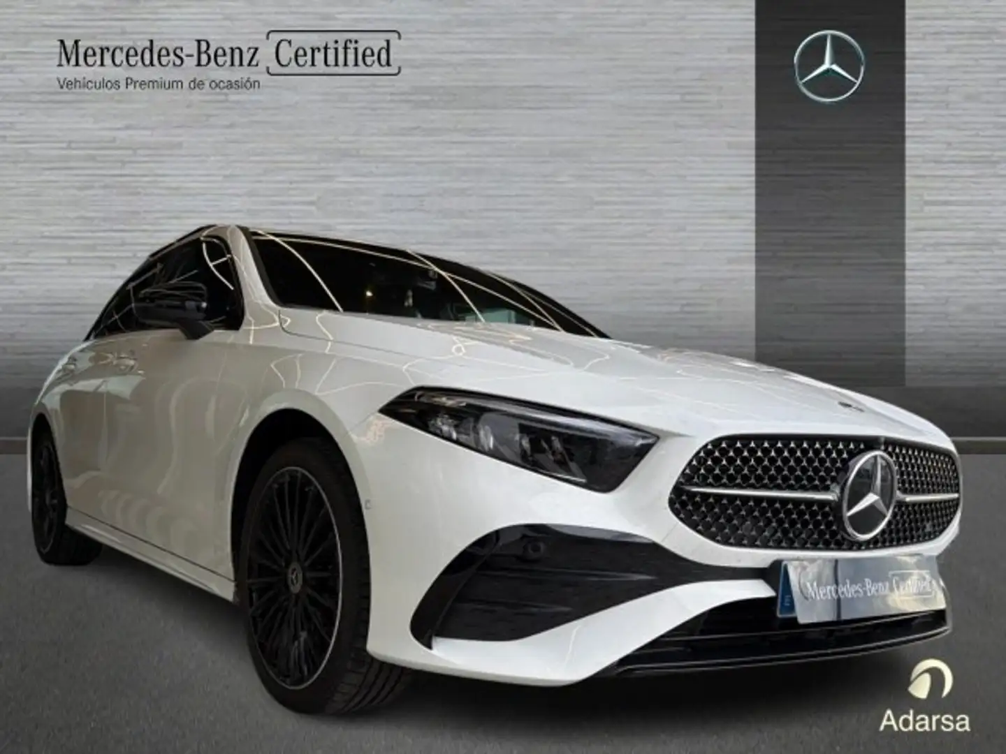 Mercedes-Benz A 250 e AMG Line - 2