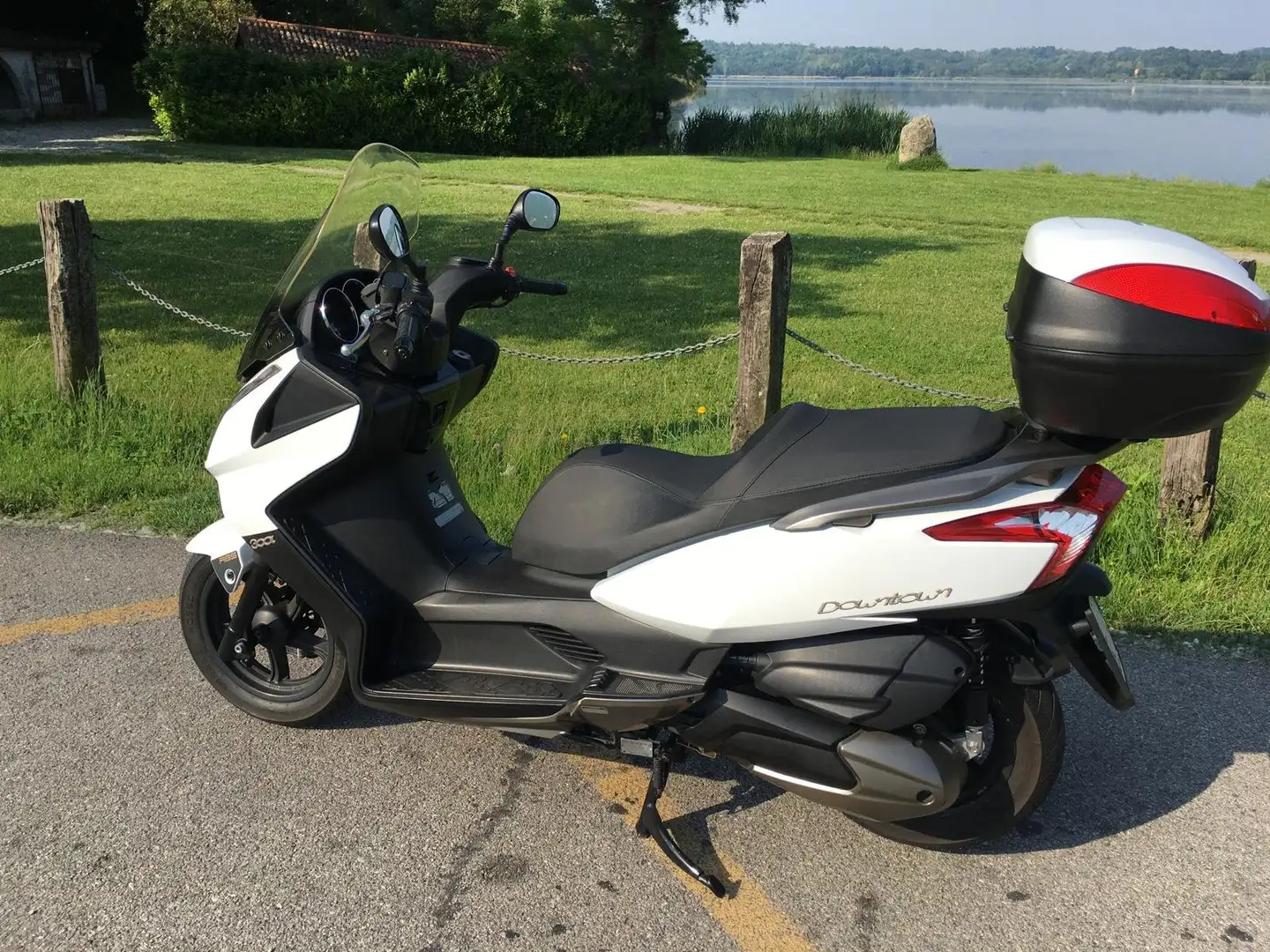 Kymco Downtown 300i ABS Bianco - 2
