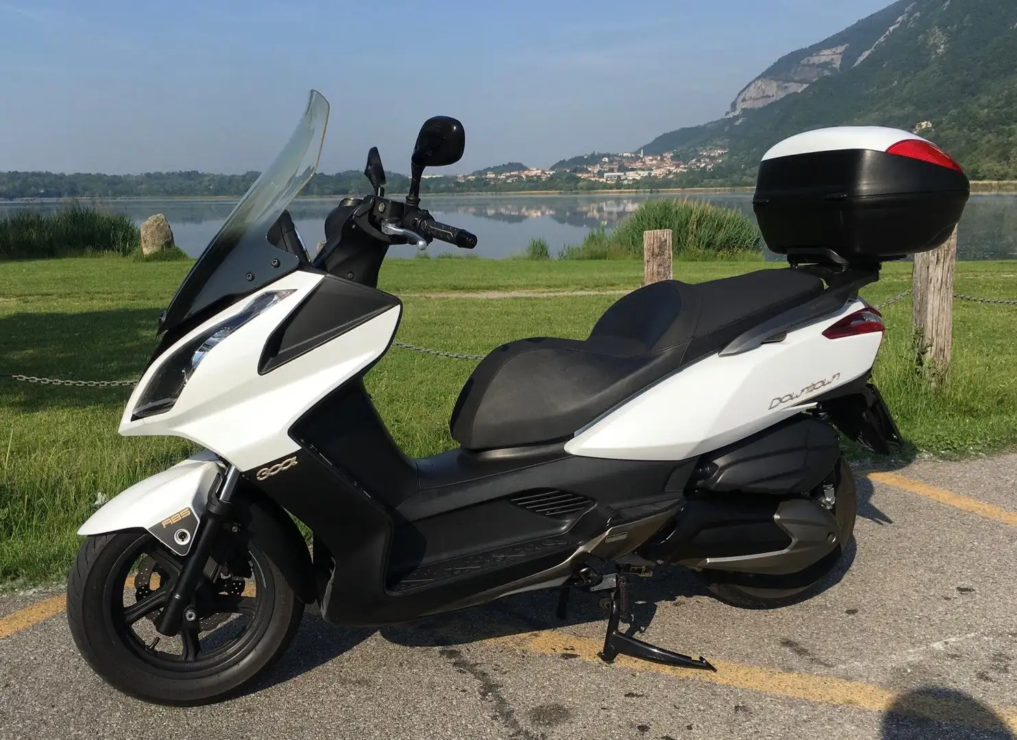 Kymco Downtown 300i ABS Bianco - 1
