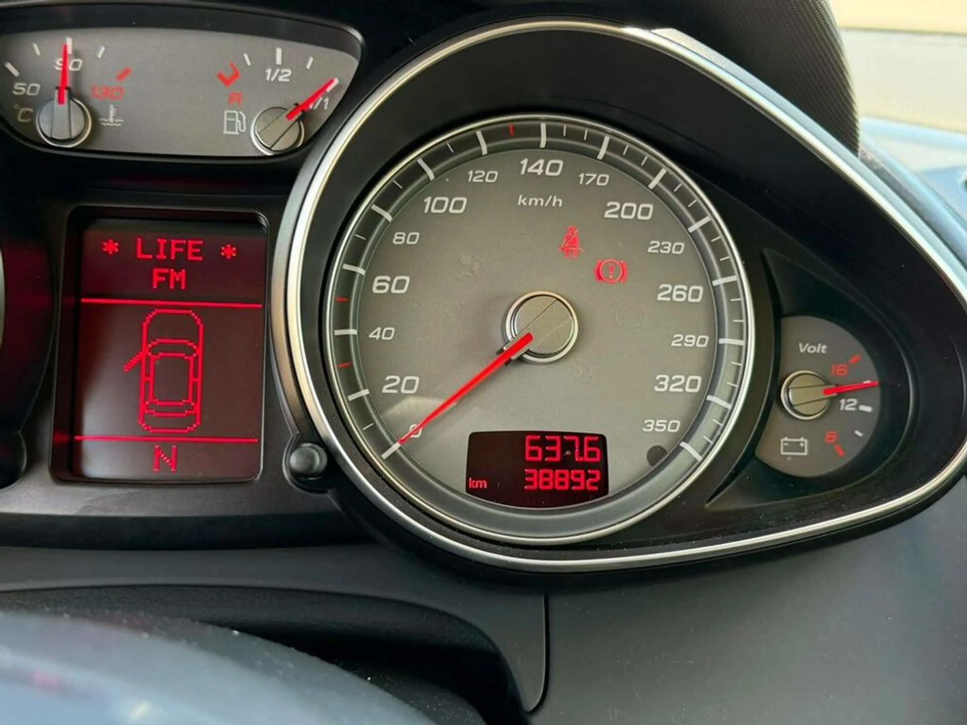 Audi R8 4.2 FSI quattro — photo 12