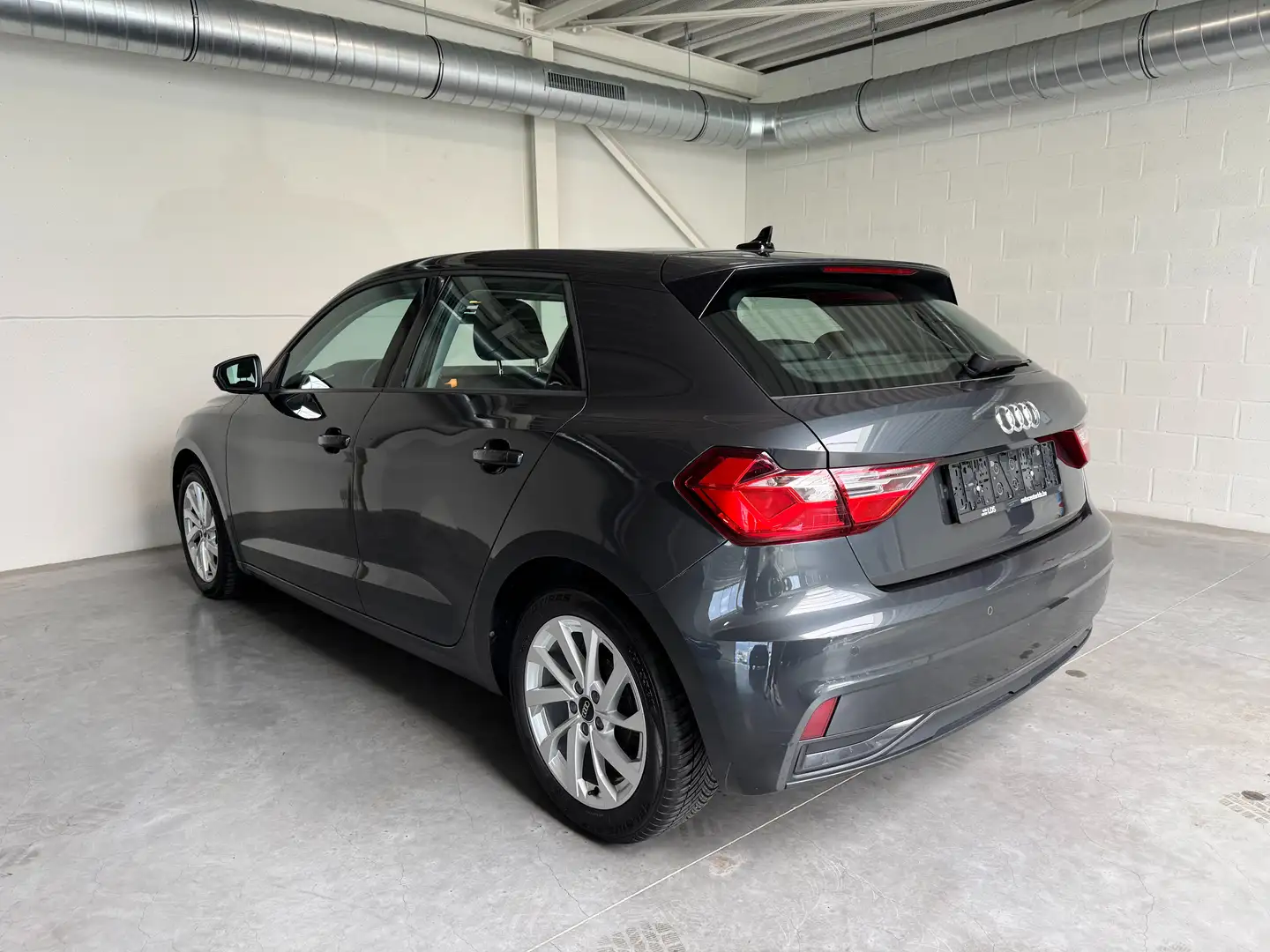 Audi A1 A1 25 TFSI Sportback S tronic - Navi - DAB - Grau - 2