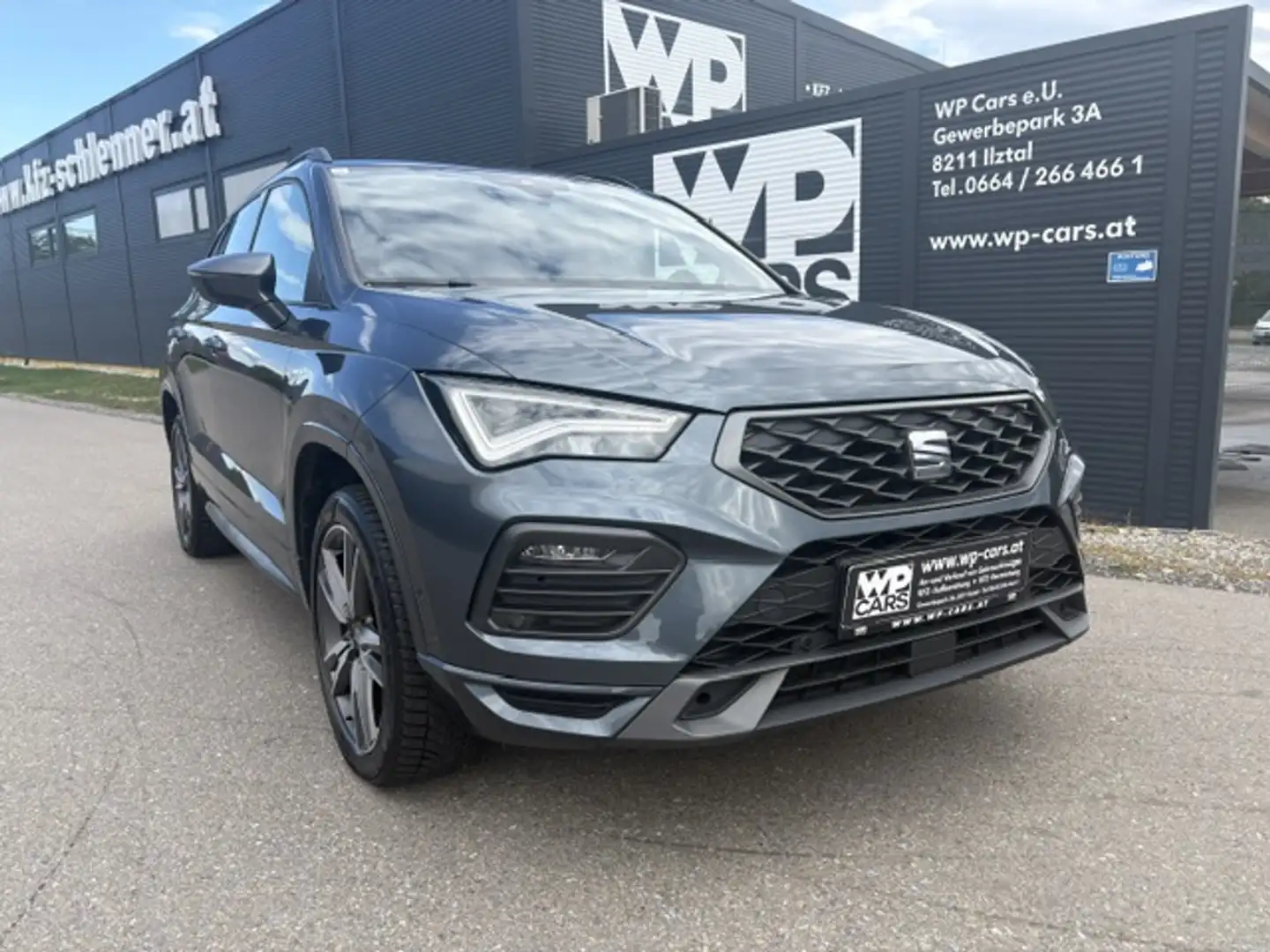 SEAT Ateca FR Grau - 1